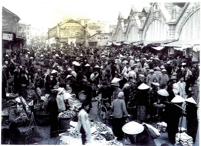 2-cảnh chợ đồng xuân xưa.jpg -0