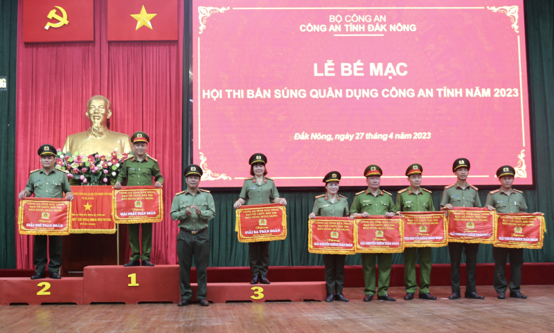 Sôi nổi hội thi bắn súng quân dụng Công an tỉnh Đắk Nông năm 2023 -0