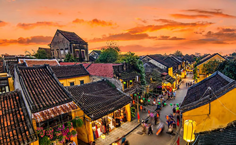 Tuyển 200 tác phẩm cho triển lãm
