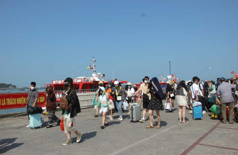 Du lịch Hải Phòng, Quảng Ninh dịp nghỉ lễ 30/4 và 1/5: chỗ tăng đột biến, nơi lại giảm mạnh -0
