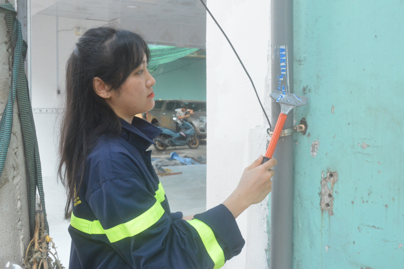 Bắt giữ 5 đối tượng ngay sau khi ra quân tuyên truyền, bóc, xóa quảng cáo “tín dụng đen” -1