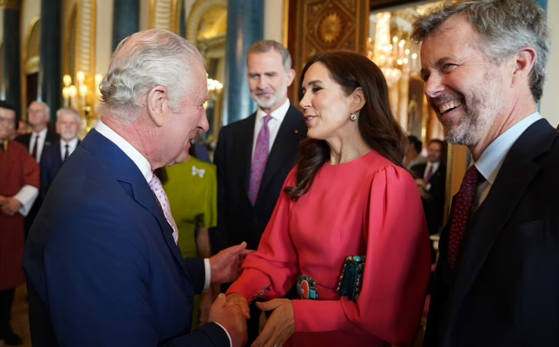 Các gia đình hoàng gia thế giới hội tụ trước lễ đăng quang Vua Charles III -2