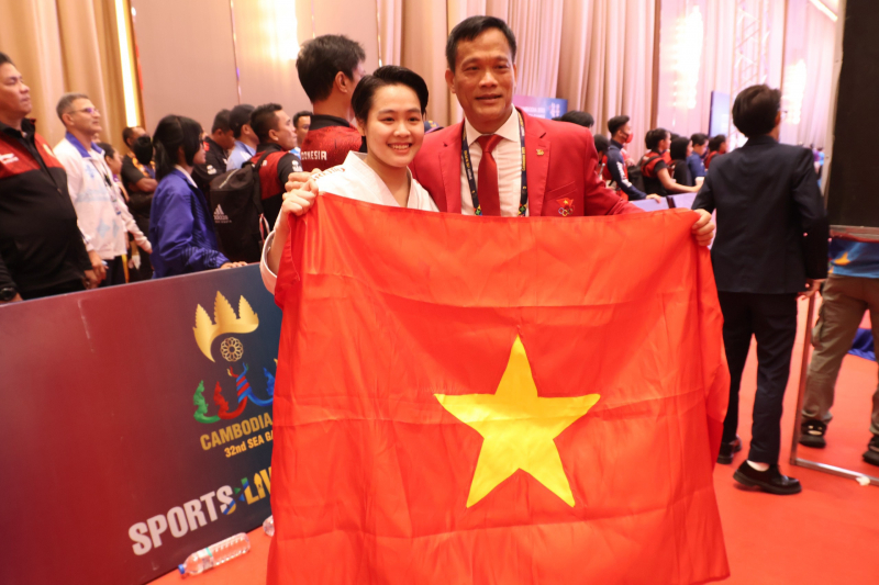 aec8ed7ef88027de7e91.jpg -0