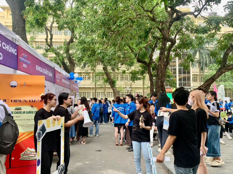 Học viện Báo chí và Tuyên truyền tổ chức Ngày hội Tư vấn, tuyển sinh hướng nghiệp năm 2023 -0