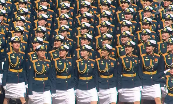 Nga duyệt binh Chiến thắng: Tổng thống Putin ca ngợi lực lượng chiến đấu ở Ukraine -0