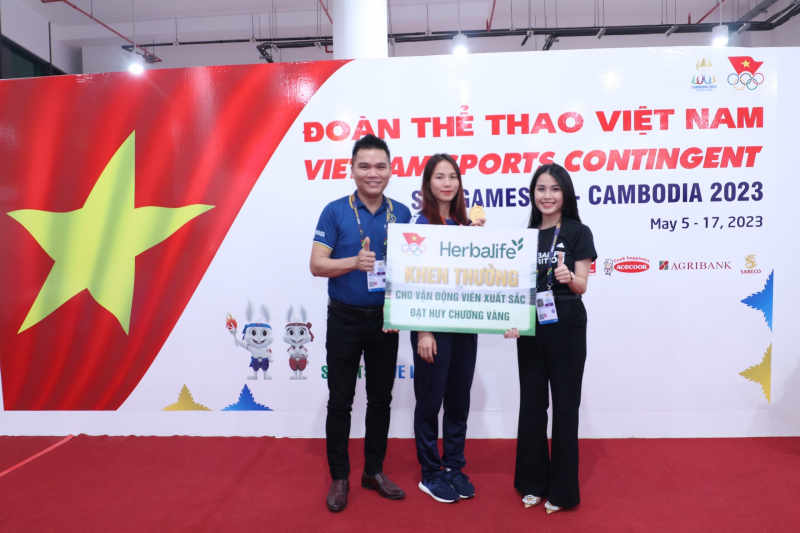 Herbalife Việt Nam thưởng nóng cho các vận động viên thể thao Việt Nam đạt Huy chương Vàng đầu tiên tại SEA Games 32 -5