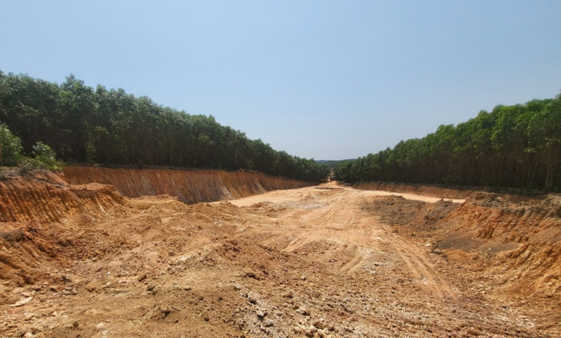 Vụ khai thác trái phép hàng chục nghìn m3 đất rừng: Thành lập đoàn kiểm tra thông tin Báo CAND phản ánh -0