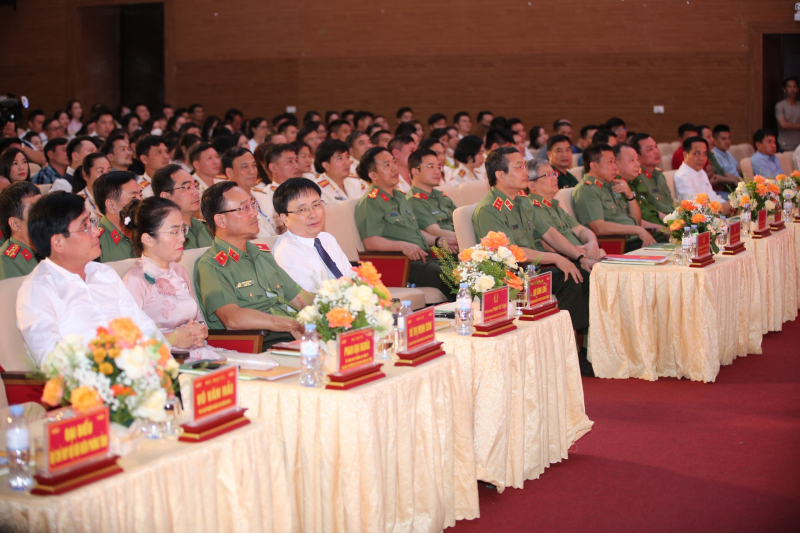 Khai mạc Liên hoan nghệ thuật quần chúng Công an nhân dân, lần thứ XII - khu vực IV -0