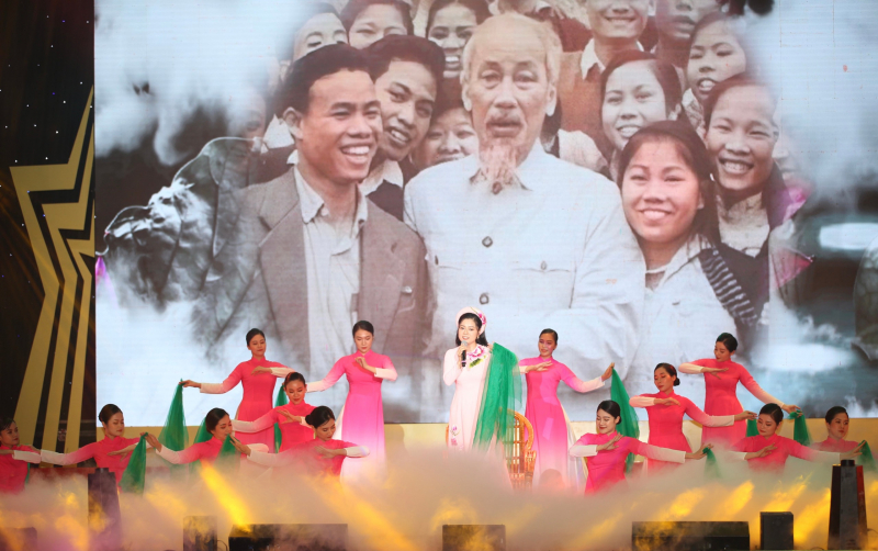 Khai mạc Liên hoan nghệ thuật quần chúng Công an nhân dân, lần thứ XII - khu vực IV -0