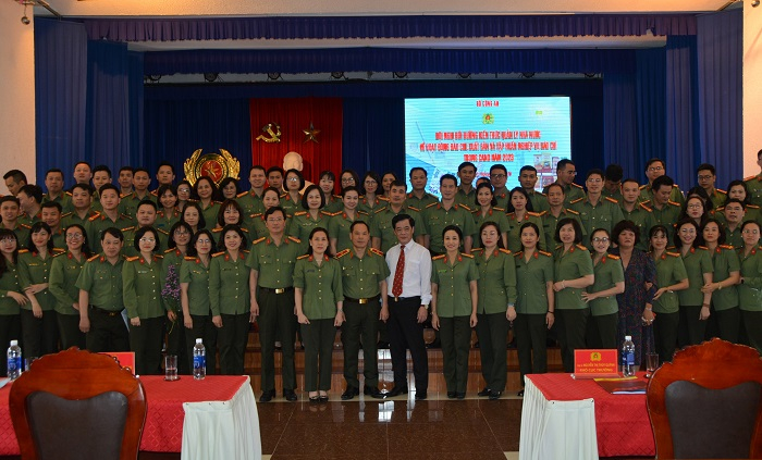 Bế mạc hội nghị tập huấn quản lý, nâng cao nghiệp vụ báo chí trong CAND -0