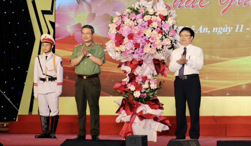 Khai mạc Liên hoan nghệ thuật quần chúng Công an nhân dân, lần thứ XII - khu vực IV -0