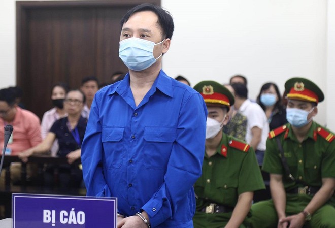 Cựu Chủ tịch Luis Holding lĩnh 5 năm 6 tháng tù, tòa tuyên sung công quỹ 154 tỷ đồng  -0