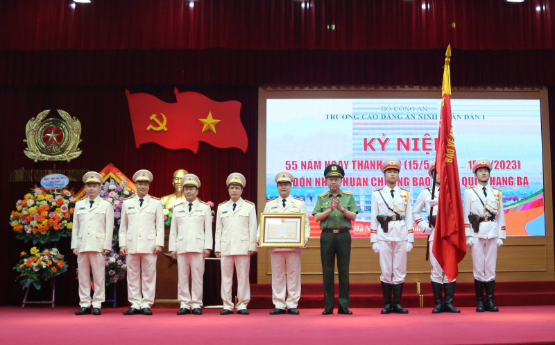 Trường Cao đẳng ANND I kỷ niệm 55 năm Ngày thành lập và đón nhận Huân chương Bảo vệ Tổ quốc hạng Ba -0
