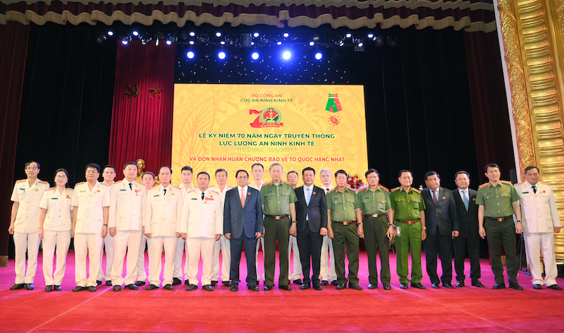 Thủ tướng Phạm Minh Chính dự kỷ niệm 70 năm Ngày truyền thống lực lượng An ninh kinh tế -0