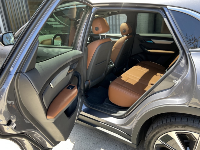 Bạn chưa bao giờ thấy một chiếc SUV điện bền vững, sáng tạo như thế này từ Việt Nam -0