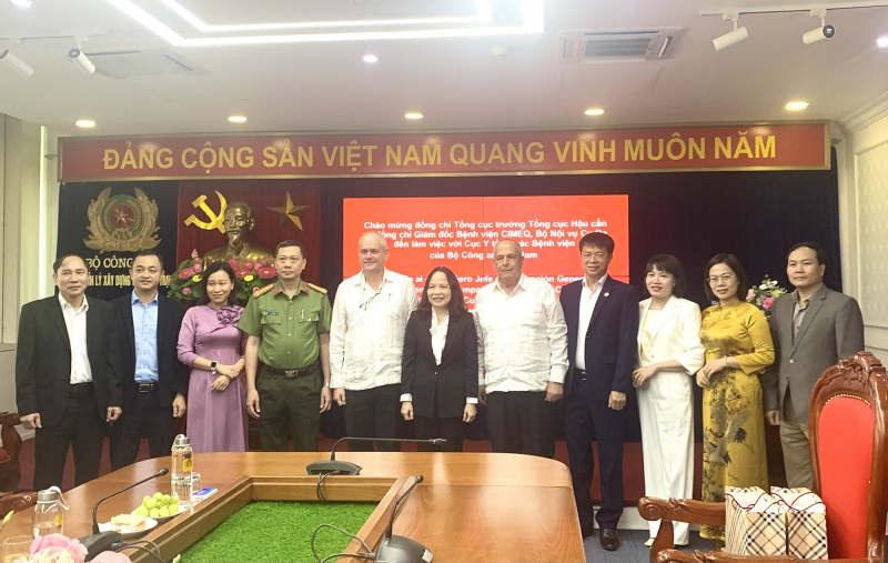 Đẩy mạnh quan hệ hợp tác giữa Bộ Công an Việt Nam và Bộ Nội vụ Cuba trong lĩnh vực y tế -0