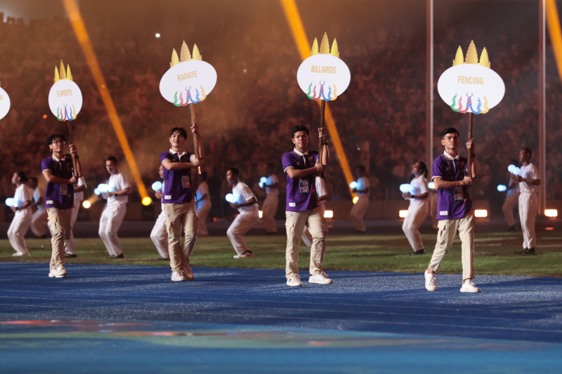 Những hình ảnh ấn tượng lại lễ bế mạc SEA Games 32 -0