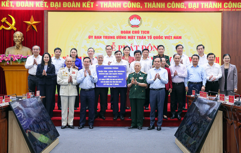 State President launches program to give housing support to the poor in Dien Bien -0