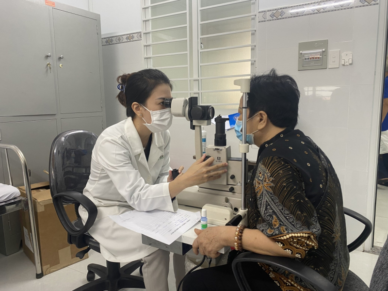 Công an tỉnh Bà Rịa-Vũng Tàu phối hợp tổ chức chương trình khám mắt miễn phí -0