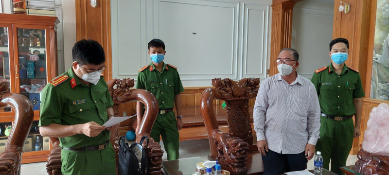 Truy tố nguyên Chủ tịch UBND huyện Xuyên Mộc trong vụ cấp sổ đỏ sai quy định  -0