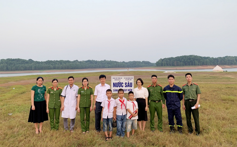  Hướng dẫn kỹ năng chống đuối nước với học sinh ngay tại các ao, hồ mùa hè -0