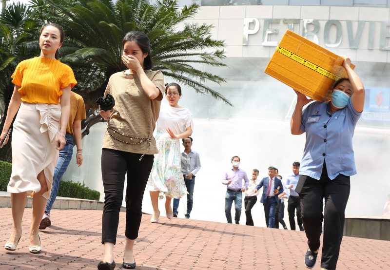 Còn nhiều vấn đề cần khắc phục khi đưa Nghị quyết 23 vào trong dân, doanh nghiệp -0