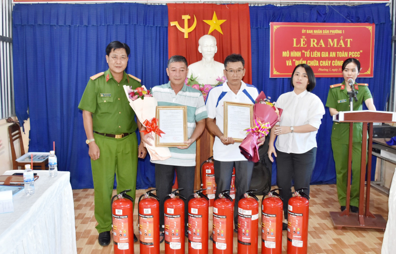 Tăng cường PCCC trong thời tiết nắng nóng kéo dài -0