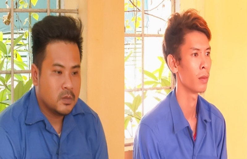 z4374645445177_727cf36a0cb63cd439d4621c9ac368a9.jpg -0