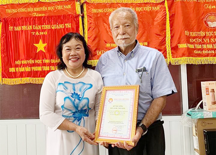 Tấm lòng vàng của một nhà báo Nhật và