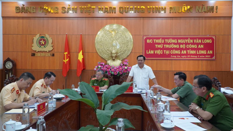 Phải triển khai hiệu quả các văn bản chỉ đạo của Bộ Công an trong công tác TTATGT và PCCC -0