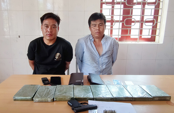 Bắt quả tang 2 đối tượng quốc tịch Lào mua bán, vận chuyển trái phép ma túy -0