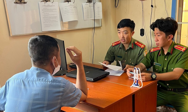 Cấp thị thực, gia hạn tạm trú cho người nước ngoài tại Công an cấp xã -0