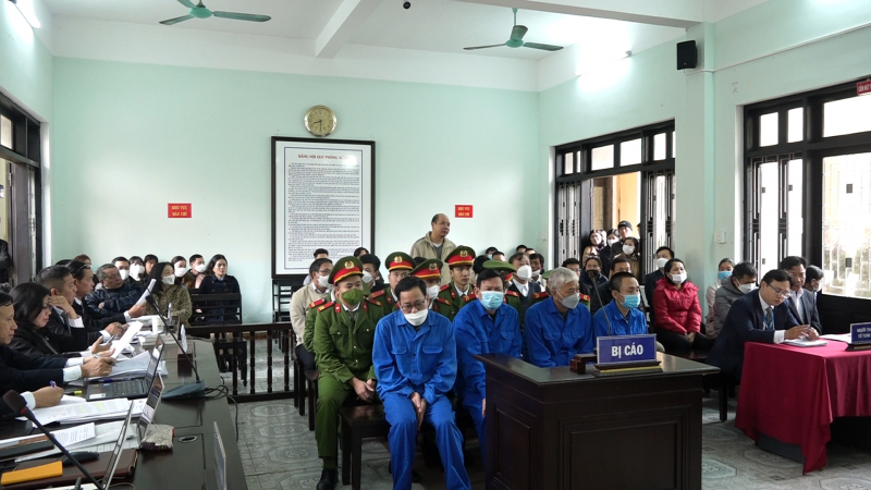 Kiến nghị kháng nghị giám đốc thẩm tăng hình phạt đối với nguyên Giám đốc sân bay quốc tế Phú Bài -0