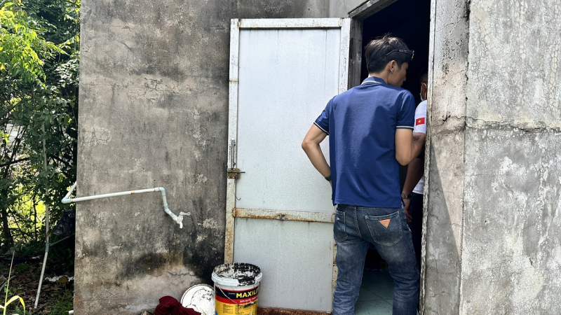 Trưng cầu khám nghiệm tử thi người đàn ông tử vong trong tư thế treo cổ -0