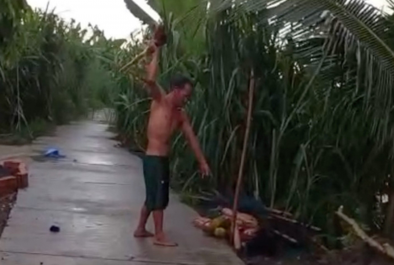 z4389697694163_6bd1799dac5a5181a2791ee60c225e49.jpg -0