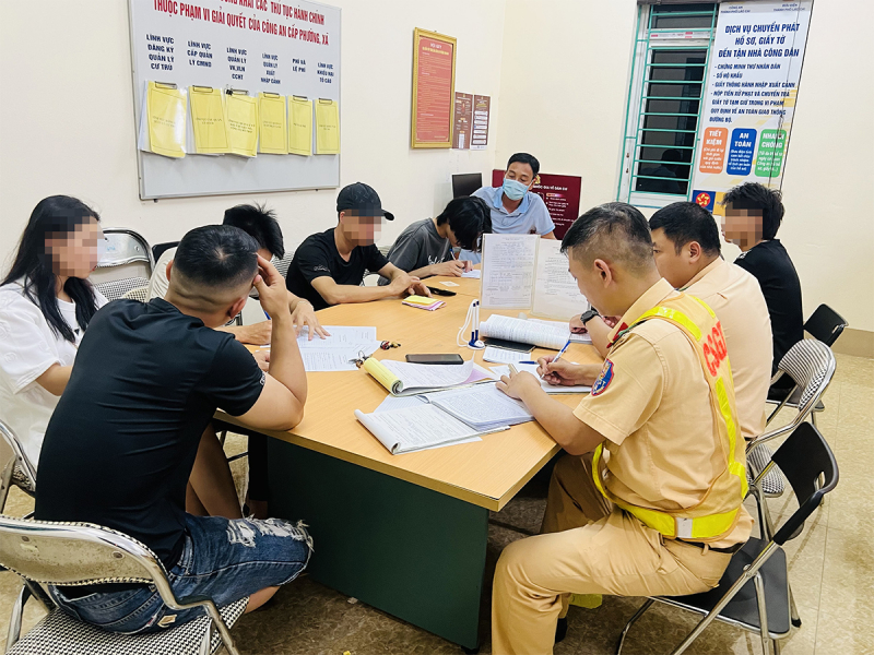 Bắt 2 nhóm đối tượng gây náo loạn đường phố trong đêm ở Lào Cai -0