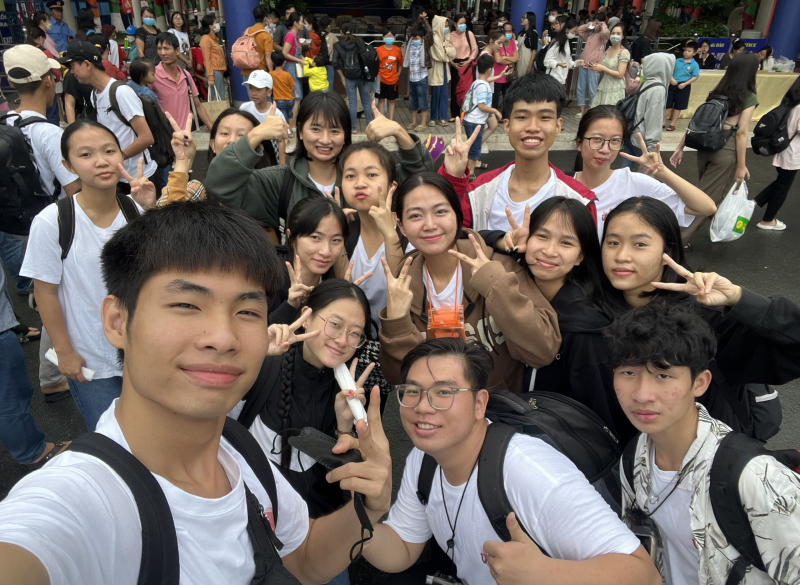 Gần 100 trẻ điếc bậc học phổ thông khẩn cầu nhiều nơi vì mất chỗ học -0