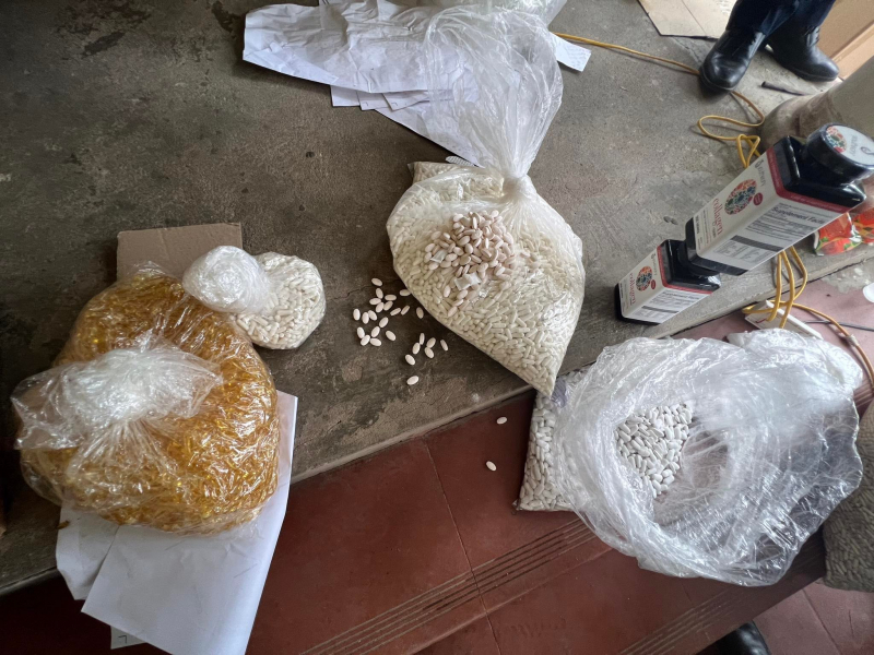 Hàng chục nghìn lọ thực phẩm chức giả được 