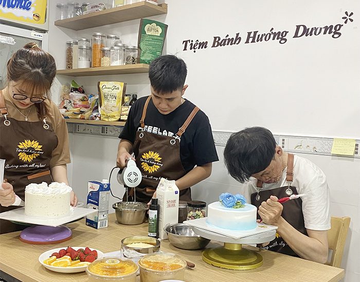 “Dị nhân” làm bánh -0