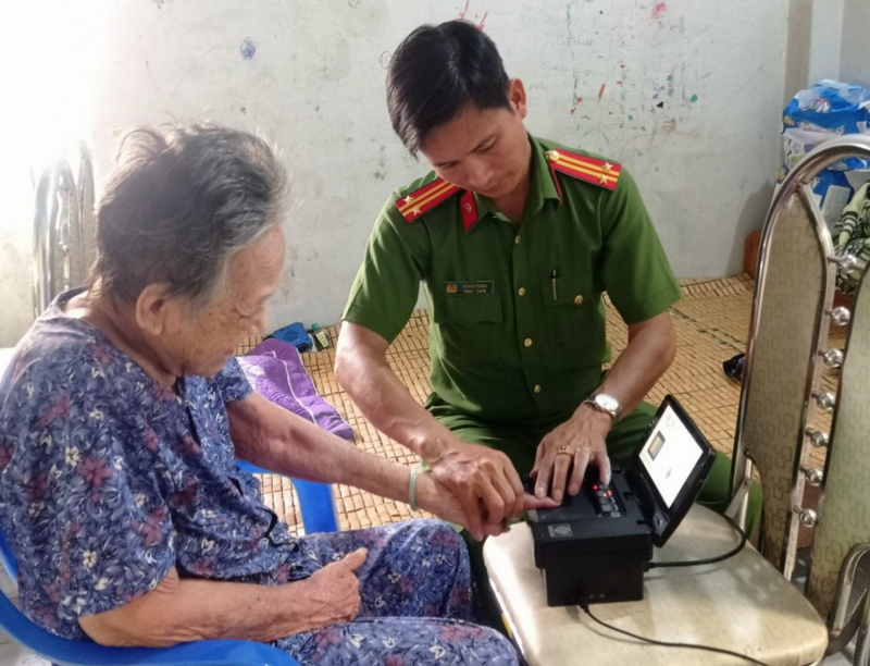 Ninh Thuận nỗ lực đến 30/6 cấp được 319.284 tài khoản định danh điện tử -0