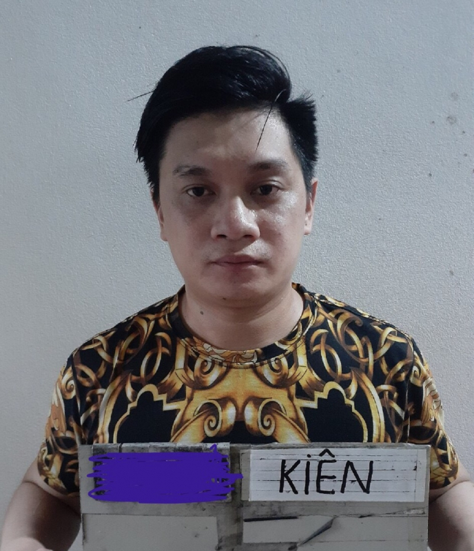 Ép gái trẻ vào nhà nghỉ để hiếp dâm -0