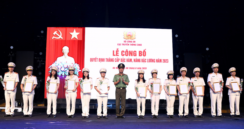 Cục Truyền thông CAND công bố Quyết định thăng cấp bậc hàm, nâng bậc lương năm 2023 -2