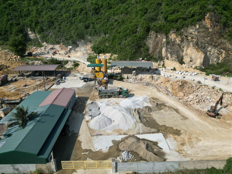 Xử phạt hơn 2 trạm trộn bê tông “không phép” -0