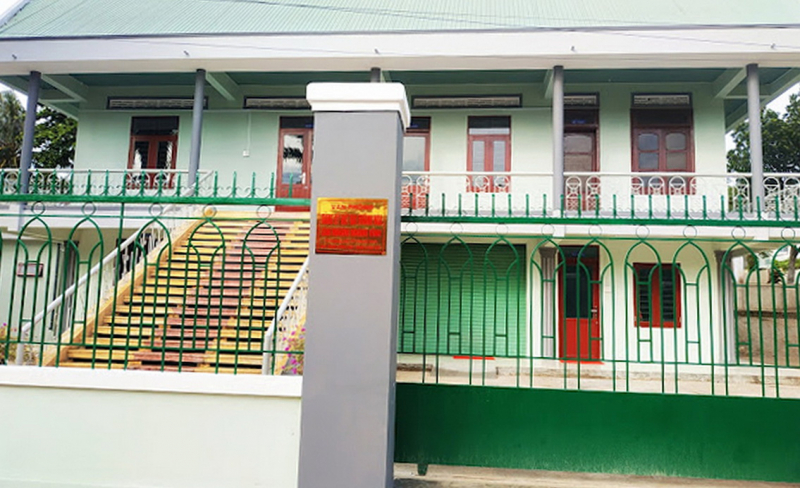 Bắt tạm giam một Phó Giám đốc Chi nhánh Văn phòng đăng ký đất đai  -0