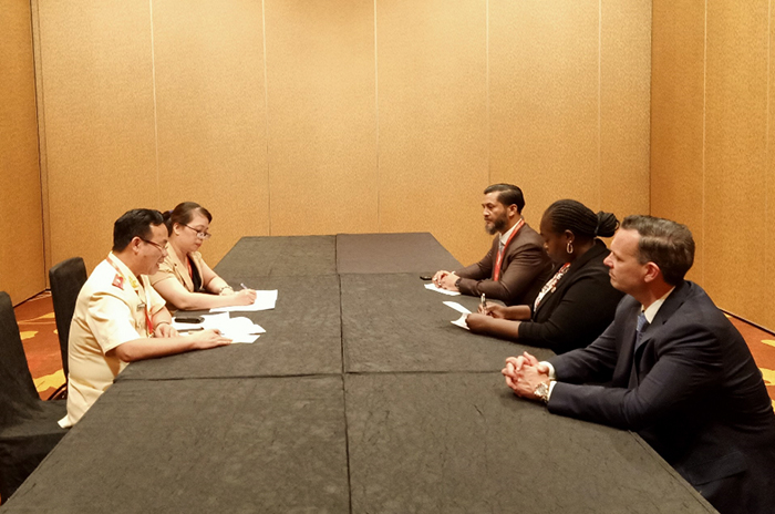 Chia sẻ kinh nghiệm trong đấu tranh phòng, chống các loại tội phạm -0