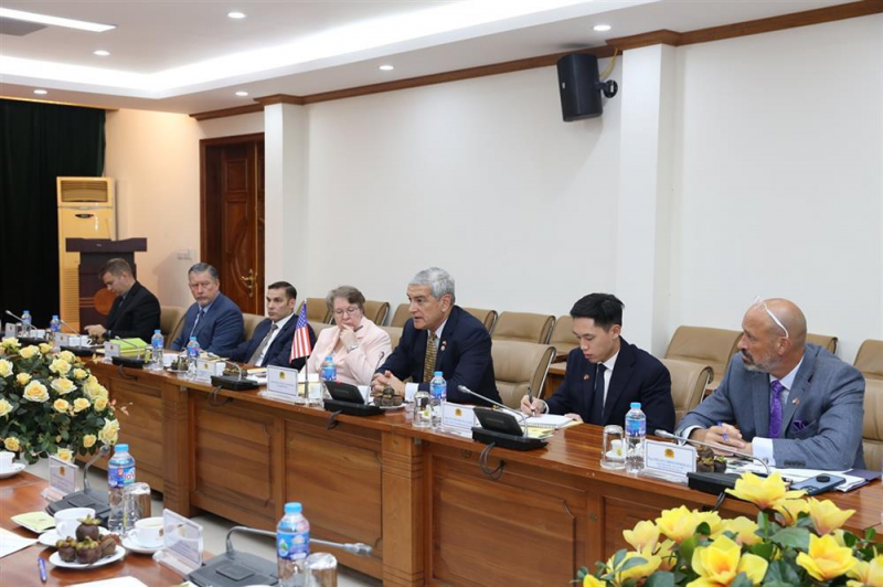 Vietnam, US cooperate in Vietnam War POW/MIA issue -0