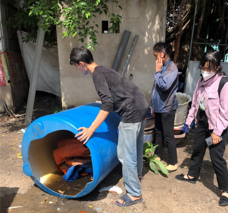 Nguy cơ dịch sốt xuất huyết từ những đồ vật bị bỏ quên -1