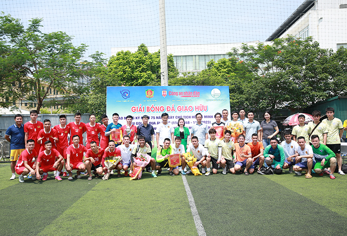 Giao lưu thể thao, tăng cường quan hệ phối hợp -0