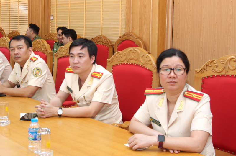 Lan toả tinh thần thi đua tích cực, nhân lên hàng trăm, hàng nghìn điển hình tiên tiến khác -0