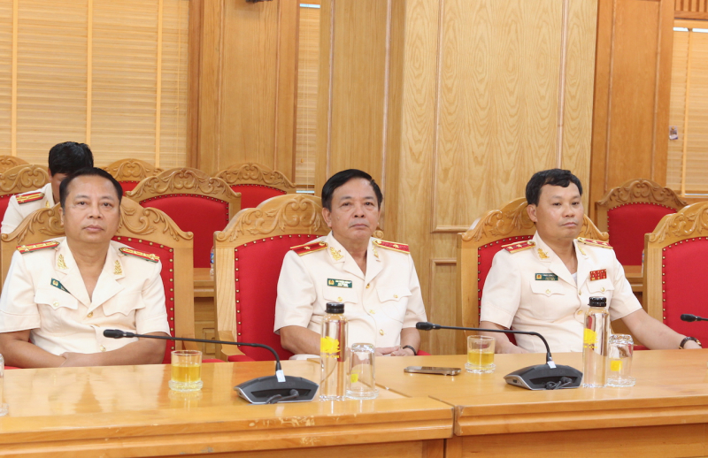 Lan toả tinh thần thi đua tích cực, nhân lên hàng trăm, hàng nghìn điển hình tiên tiến khác -0